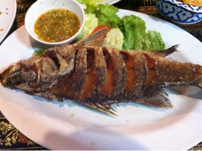ร้านอาหาร เรือนทอง