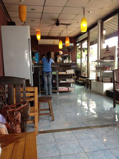 ร้านอาหาร กาเเฟสด ภู 2