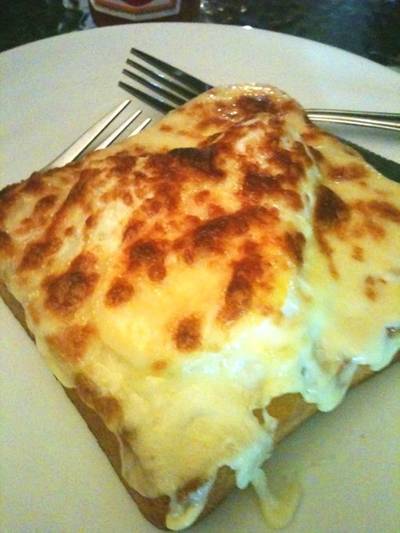 Good Morning Toast ที่ ร้านอาหาร กาแฟบ้านบางอ้อ
