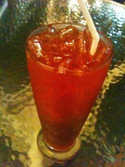 ชามะนาวเย็น ที่ ร้านอาหาร กาแฟบ้านบางอ้อ