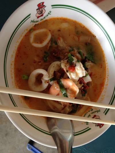 ร้านอาหาร ก๋วยเตี๋ยวลูกชิ้นหมูนายฮุย