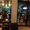 โซน open air เต็มแล่ะ ลูกค้าเยอะเหมือนกัน ร้านนี้ อร่อยแน่นอน ที่ ร้านอาหาร @Meeting Point