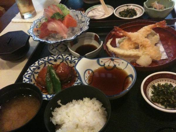 Naniwa ที่ ร้านอาหาร Naniwa (นานิวะ)