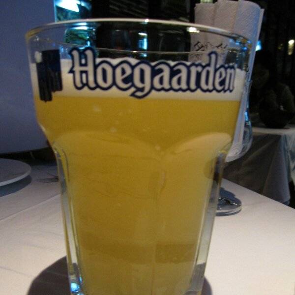 ร้านอาหาร HOBS Bar & Restaurant  Aree Garden