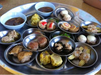 ร้านอาหาร กวางตุ้ง ติ่มซำ ต้มเลือดหมู