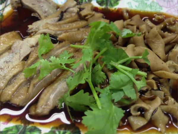 เนื้อเป็ด+ไส้พะโล้ อร่อย เริ่ด!! ที่ ร้านอาหาร ซ้งเป็ดพะโล้ 