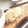 เส้นบะหมี่เหนียวนุ่ม ที่ ร้านอาหาร อร่อยล้ำเส้น