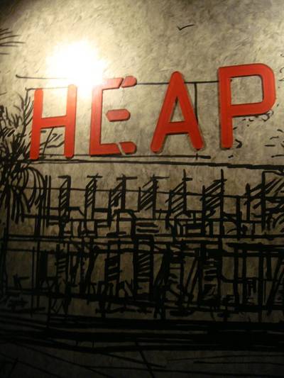 ฮีพ คาเฟ่แอน์เรสเตอรองท์ ที่ ร้านอาหาร Heap Cafe & Restaurant