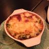 ผักโขมอบชีสที่รอนานเกือบชั่วโมง แต่ก้ออร่อยใช้ได้ ที่ ร้านอาหาร White Cafe