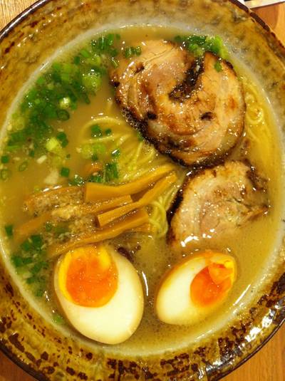 ราเมงคิโอ ใส่ไข่ต้ม ที่ ร้านอาหาร Ramen Kio Rain Hill