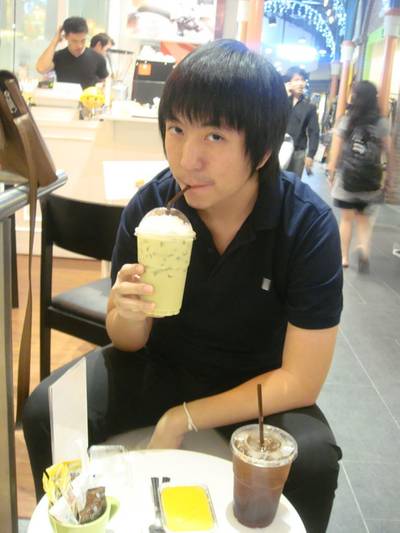 กิน กิน กิน ^o^ ที่ ร้านอาหาร Bris Terminal 21