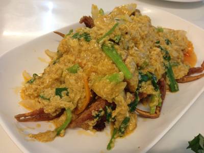 ปูนิ่มปัดผงกะหรี่ ที่ ร้านอาหาร ซาวมาย (Sao Mai) ปูนิ่มปัดผงกะหรี่ ที่ ร้านอาหาร ซาวมาย (Sao Mai)