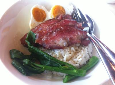 ข้าวหมูแดง ที่ ร้านอาหาร Hongkong Kitchen Rain Hill