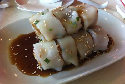 ก๋วยเตี๋ยวหลอดปาท่องโก๋ ที่ ร้านอาหาร Hongkong Kitchen Rain Hill