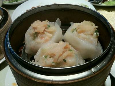 ฮะเก๋าหอยเชลล์กังป๋วย ที่ ร้านอาหาร Fei Ya