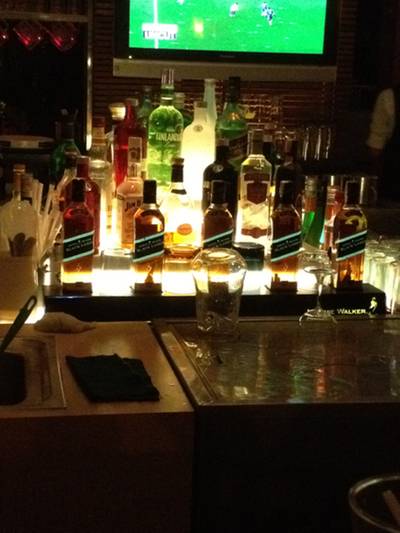 Cool bar!!! ที่ ร้านอาหาร MO'C MO'L