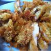 ข้าวมันไก่ทอด ที่ ร้านอาหาร ข้าวมันไก่เจริญนคร