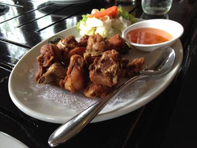 ร้านอาหาร สองฝั่งคลอง รีสอร์ทเรสเตอรอง