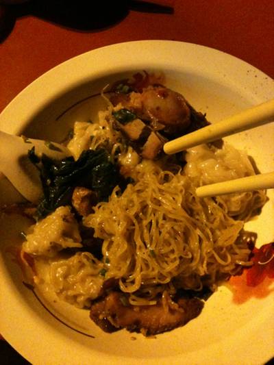 ร้านอาหาร บะหมี่ 60 ปี (บะหมี่ทำเอง)