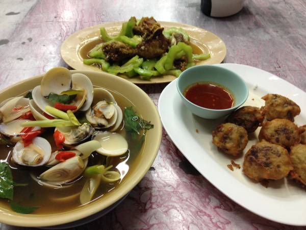 อร่อยมากครับ ที่ ร้านอาหาร ครัวเก๋ากึ๊ก