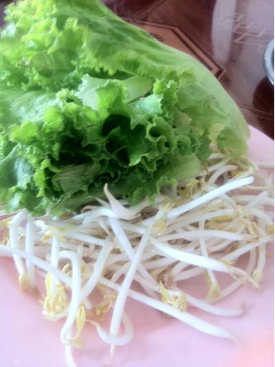ร้านอาหาร ก๋วยเตี๋ยวลูกทุ่งรุ่งเรือง ร้านอาหาร ก๋วยเตี๋ยวลูกทุ่งรุ่งเรือง