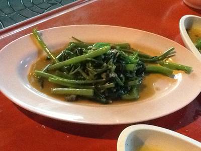 ผักบุ้งไฟแดง ที่ ร้านอาหาร ร้านอาหารกลมวรรณ