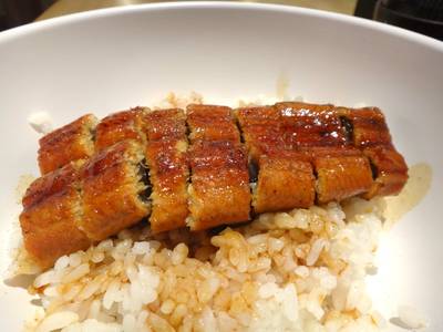 ข้าวหน้าปลาไหล ที่ ร้านอาหาร Honmono Sushi เซ็นทรัลชิดลม