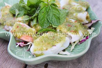 ทะเลแซ่บ ที่ ร้านอาหาร บ้านไม้ริมน้ำ@8ริ้ว