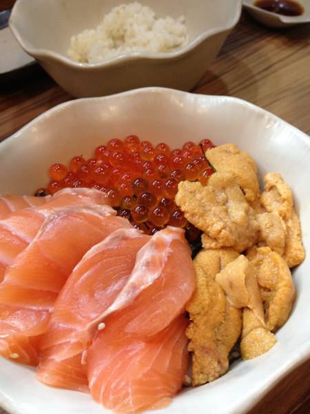 ร้านอาหาร Sakana Sushi & Sashimi