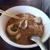 อร่อยก็อร่อย..!! ร้อน ก็ ร้อน..ง่ะ. ..;) ที่ ร้านอาหาร ก๋วยเตี๋ยวปลา กำแพงแสน