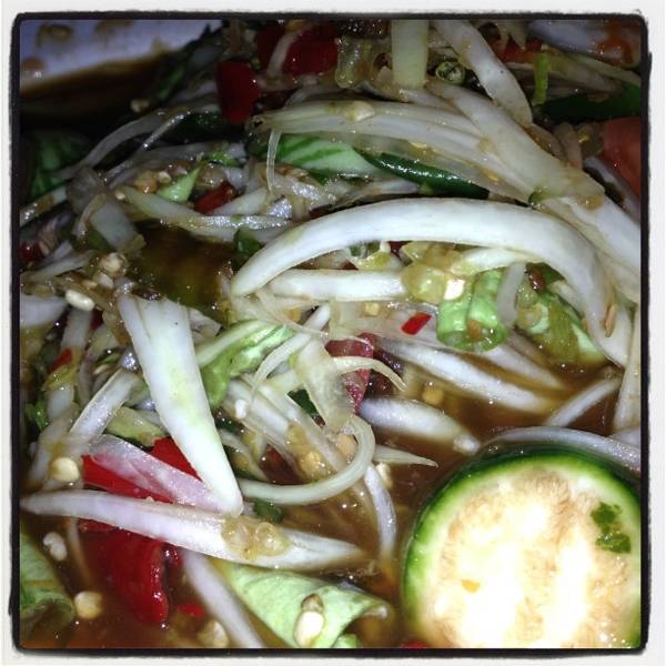 ตำลาว ที่ ร้านอาหาร โต้งปลาเผา
