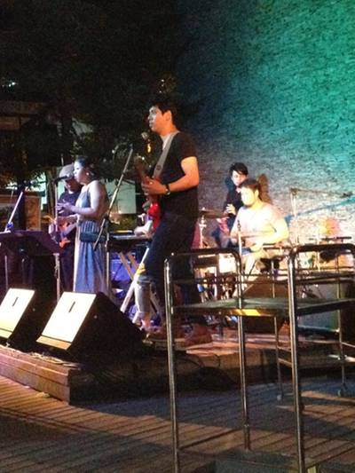 ร้านอาหาร Loft Bar