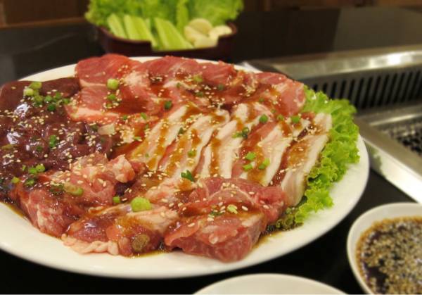 ชุดประหยัดหมู ที่ ร้านอาหาร บูตะกริลล์