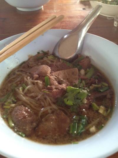 เส้นเล็กตับหมูน้ำตก ที่ ร้านอาหาร ก๋วยเตี๋ยวเรือโกเหลียง