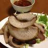 คอหมูย่าง ที่ ร้านอาหาร ข้าวนึ่ง