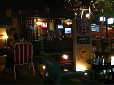 chill :)) ที่ ร้านอาหาร รสนิยมชมชอบ ทาวน์อินทาวน์