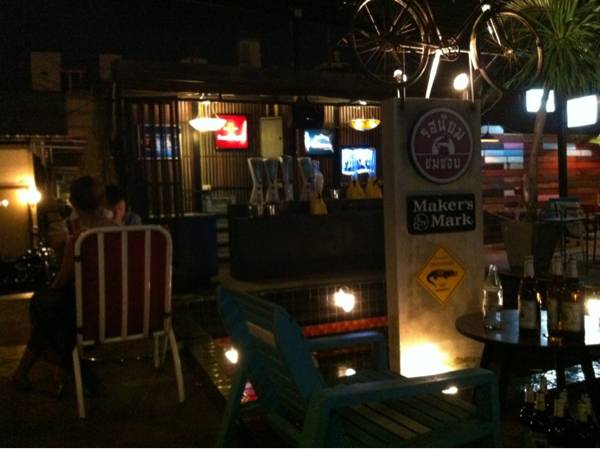 chill :)) ที่ ร้านอาหาร รสนิยมชมชอบ ทาวน์อินทาวน์