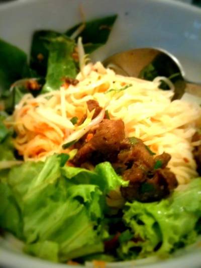 ร้านอาหาร เฝอ ชั้น G พารากอน