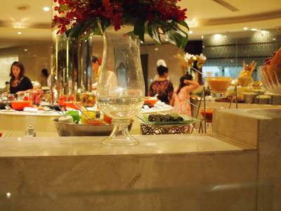 ร้านอาหาร The Pavilion ร้านอาหาร The Pavilion