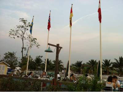ร้านอาหาร บ้านน้ำเคียงดิน