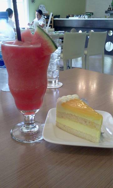 Secret Garden สาทร ที่ ร้านอาหาร Secret Garden สาทร