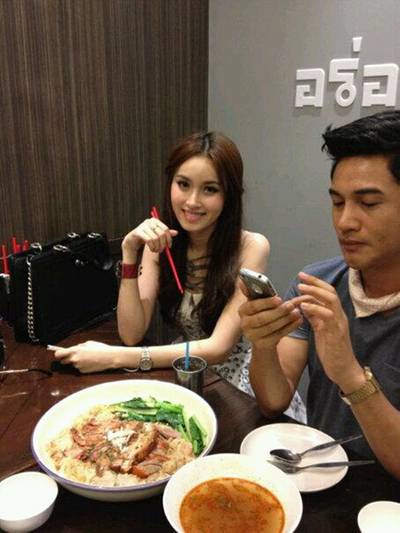 ร้านอาหาร บะหมี่ฮ่องกง