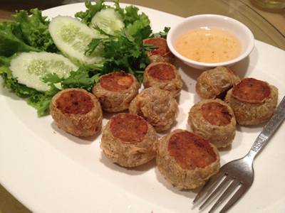 หอยจ๊อปู ที่ ร้านอาหาร New Sri Fah