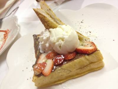 ร้านอาหาร Let's Sweet (Cafe & Pancake House)