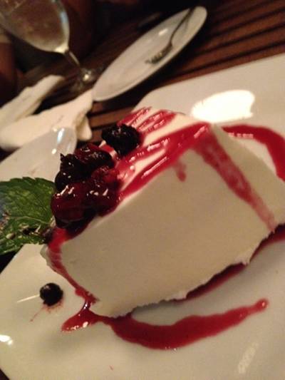 ร้านอาหาร Greyhound Café - J Avenue