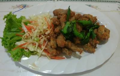 เอ็นข้อไก่ทอด ที่ ร้านอาหาร Pai Restaurant ปาย เรสเตอรองท์ 