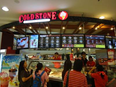 cold stone creamery เซ็นทรัลปิ่นเกล้า ที่ ร้านอาหาร Cold Stone Creamery เซ็นทรัลปิ่นเกล้า