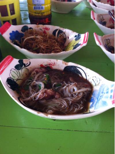 ร้านอาหาร ก๋วยเตี๋ยวเรือตากะยาย