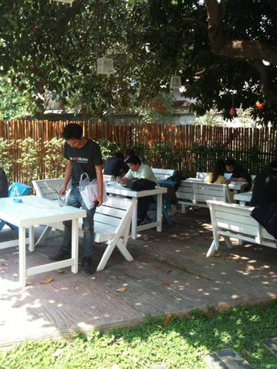ร้านอาหาร Fly Me To The Moon (Chiangmai )
