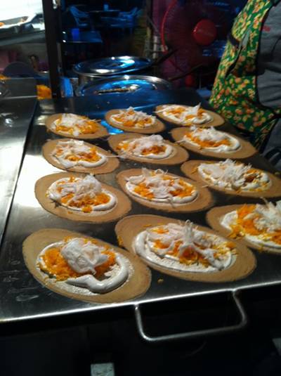 ร้านอาหาร ขนมเบื้องหวานผึ้งน้อย